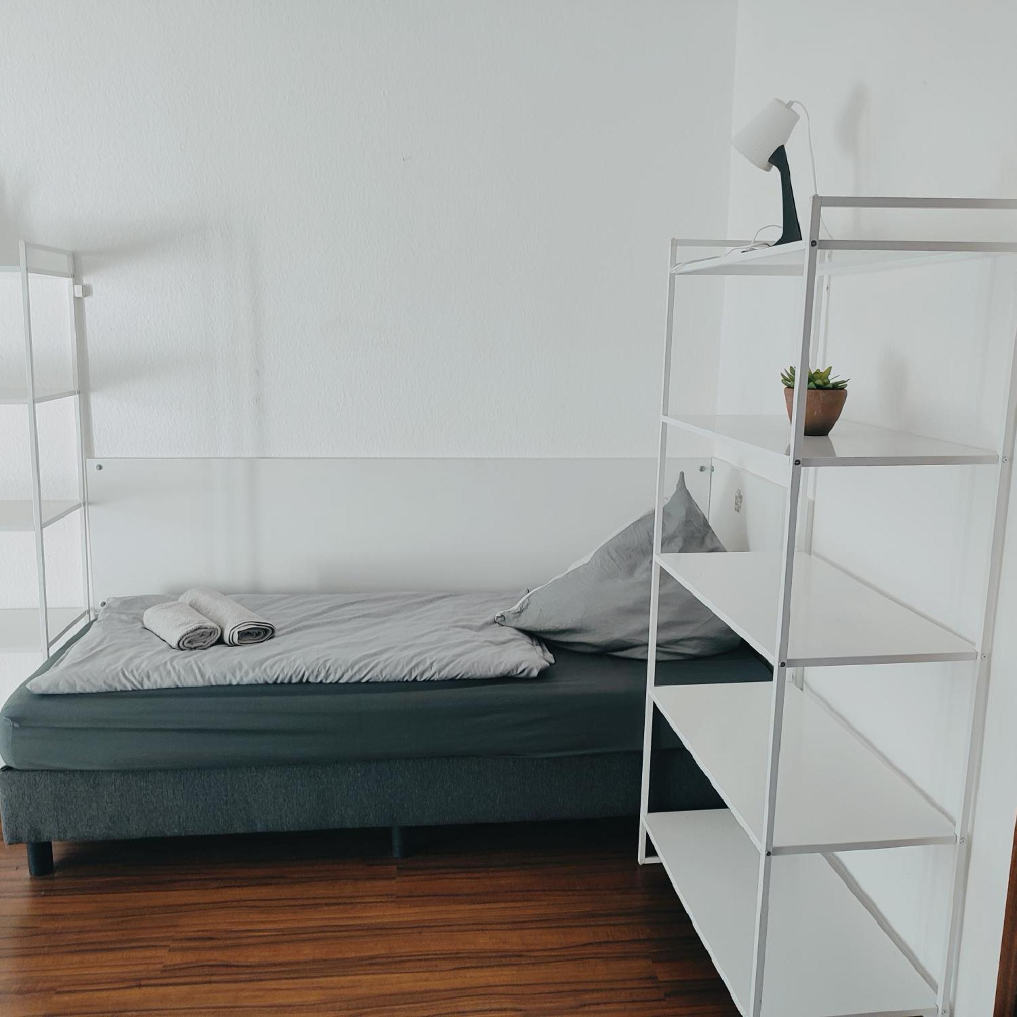 Ferienwohnung Monteurwohnung Messewohnung Duisburg Sued Grenze Duesseldorf 6 Personen Extérieur photo