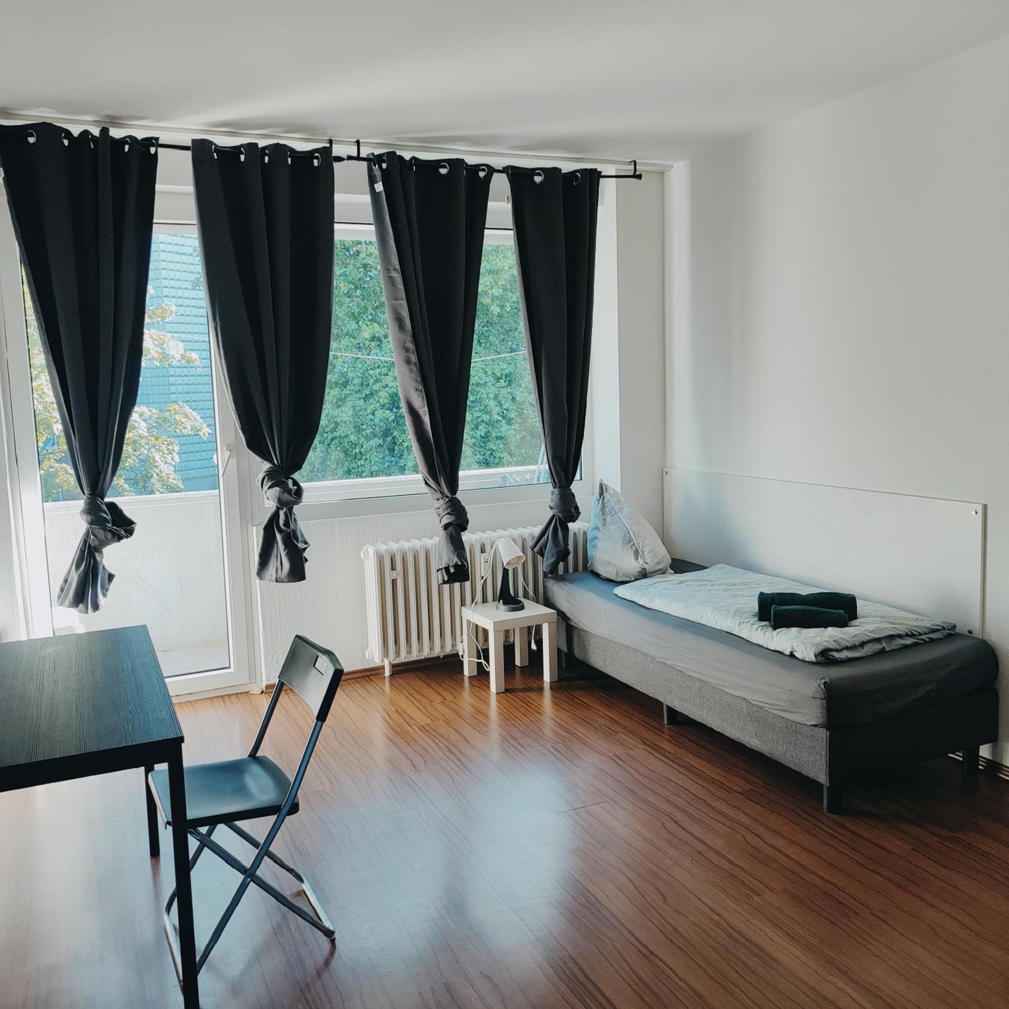 Ferienwohnung Monteurwohnung Messewohnung Duisburg Sued Grenze Duesseldorf 6 Personen Extérieur photo